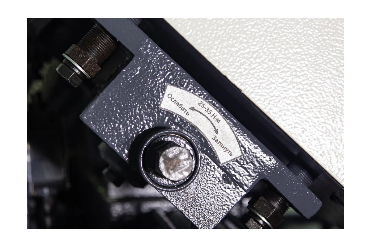 Ленточнопильный двухколонный станок MetalMaster MGH-300 17789