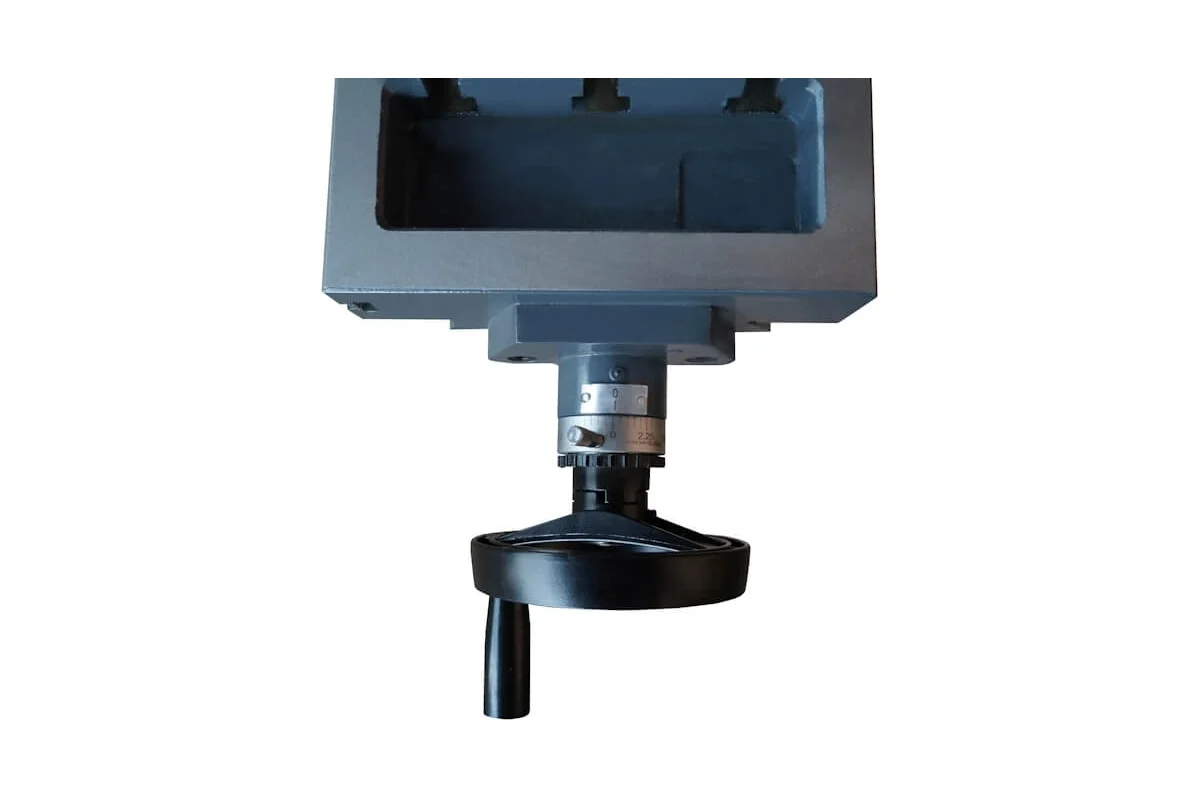 Сверлильный станок  с координатным столом MetalMaster M32 KC 21211