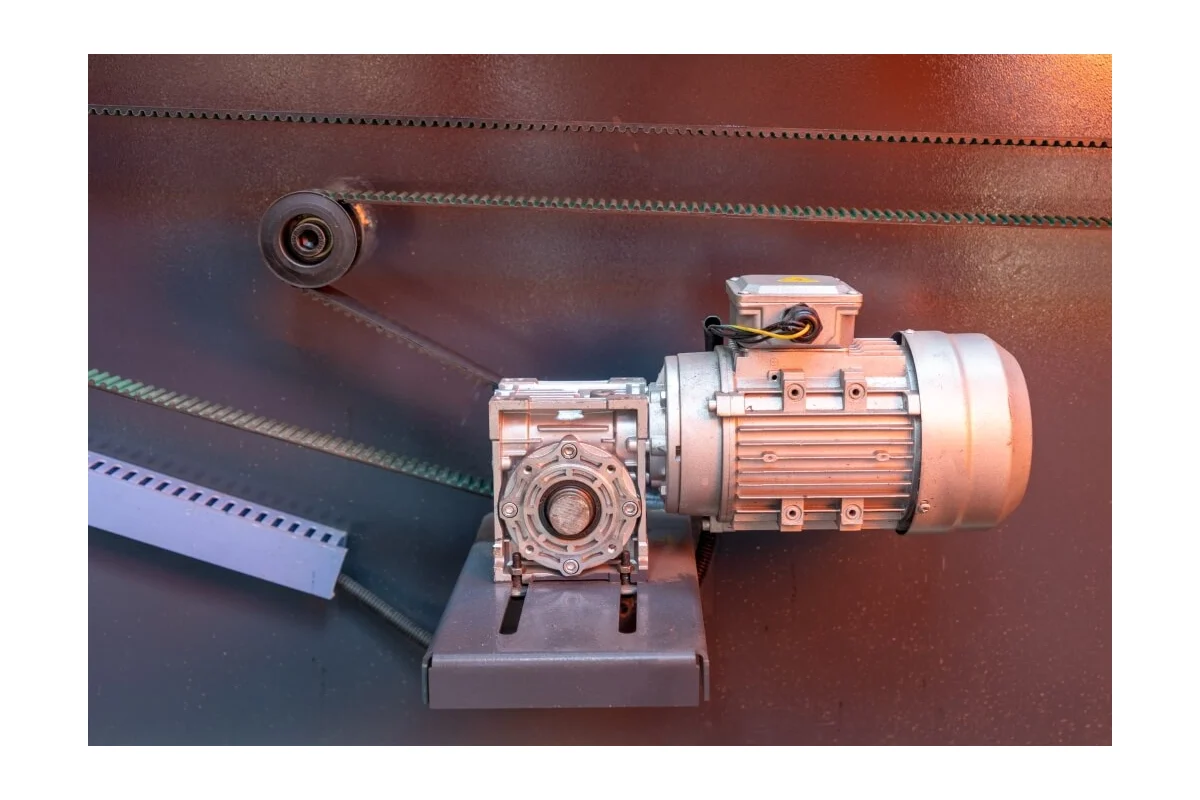 Гидравлический гибочный пресс MetalMaster HPJ 2563 M 19043