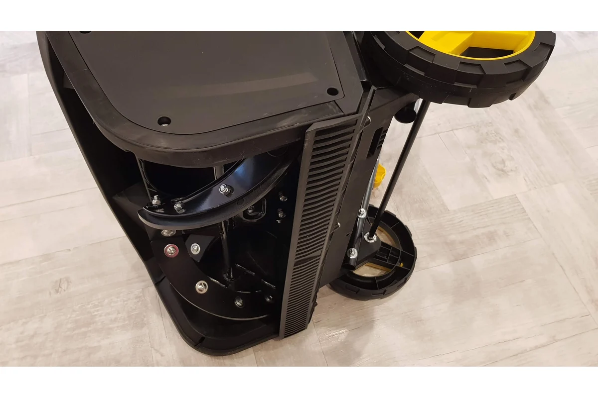 Электрический снегоуборщик Huter SGC 2300E 70/7/6