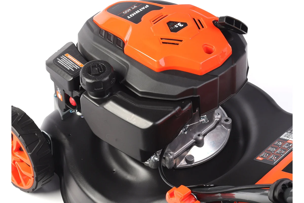 Бензиновая газонокосилка PATRIOT PT 400 512109400