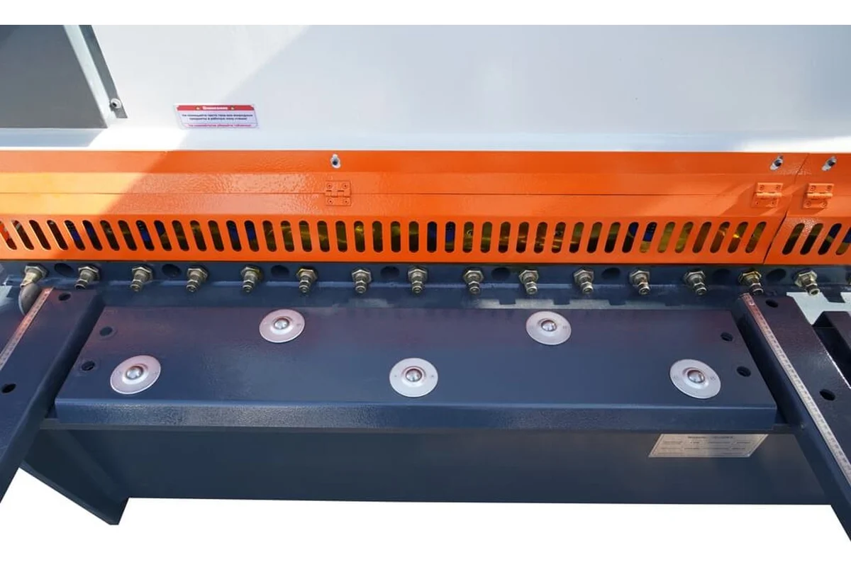 Гидравлическая гильотина MetalMaster HCJ 2540 E 19618