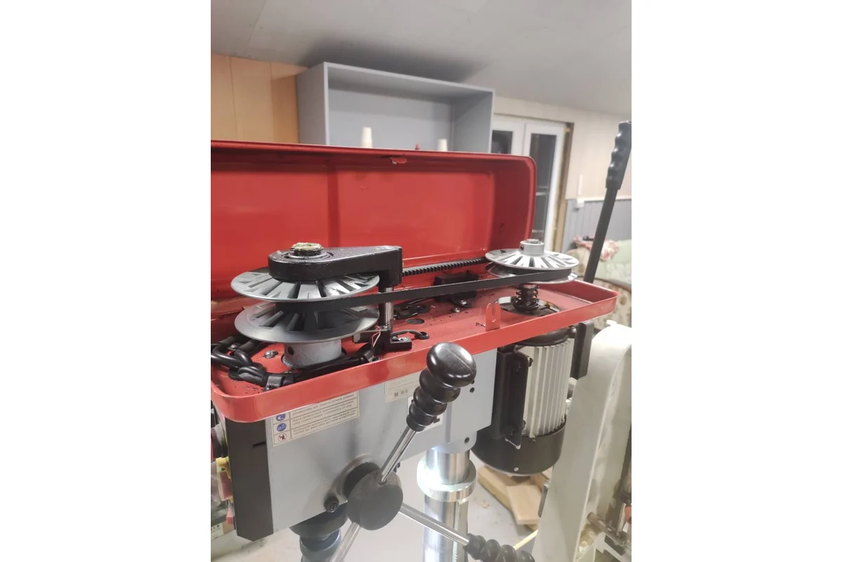 Сверлильный станок JIB DP30016B-VS 0,75 кВт, 230 В 0803020033000
