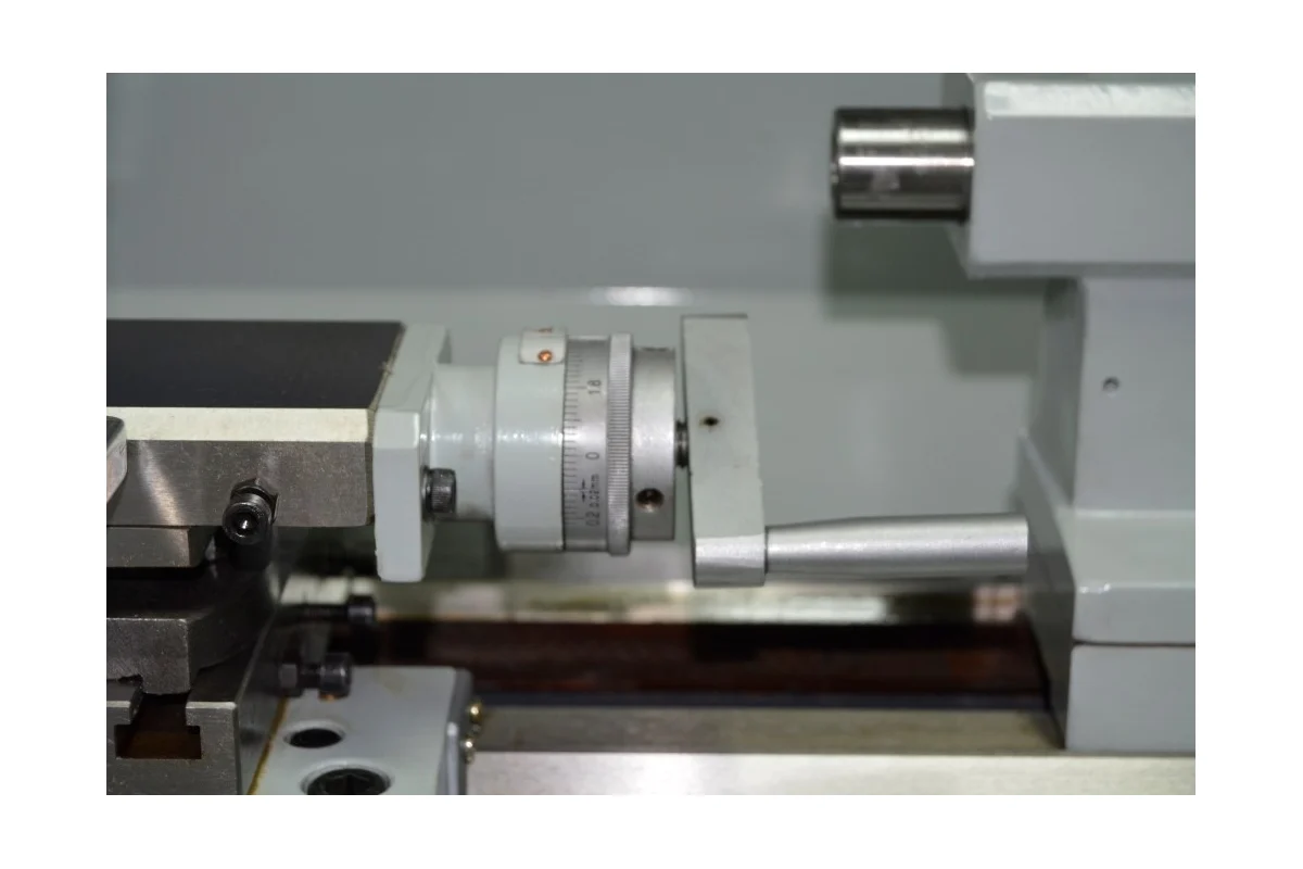 Токарно-винторезный станок MetalMaster MML 2550 17032