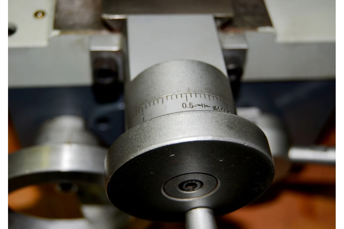 Токарный станок Metalmaster MML 2550 V 17033