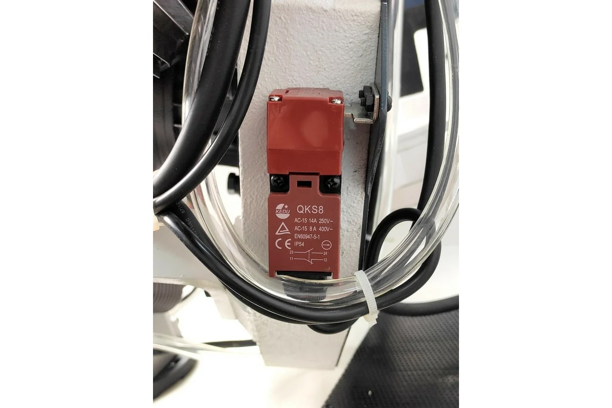 Ленточнопильный станок METALMASTER BSM-220E 18571