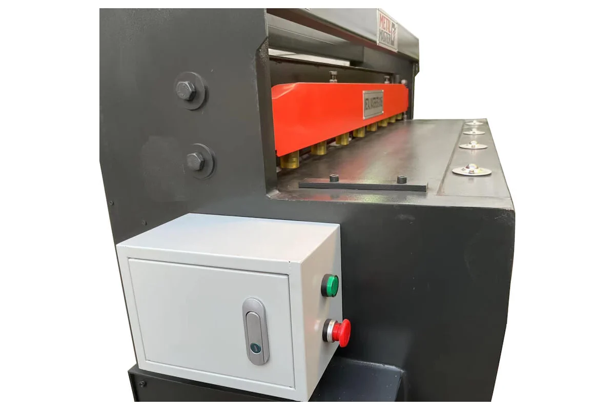 Электромеханическая гильотина MetalMaster ETG 1315E 19160