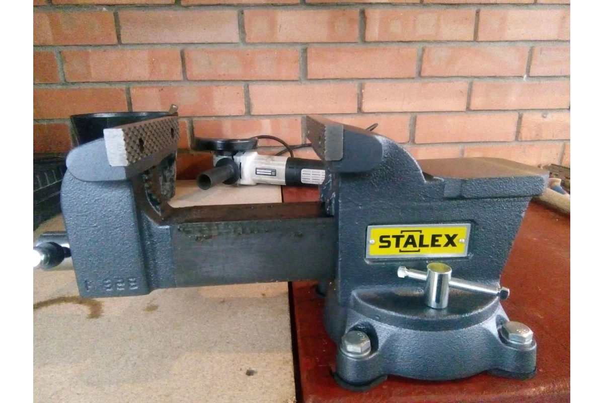 Слесарные тиски Stalex Горилла M50D