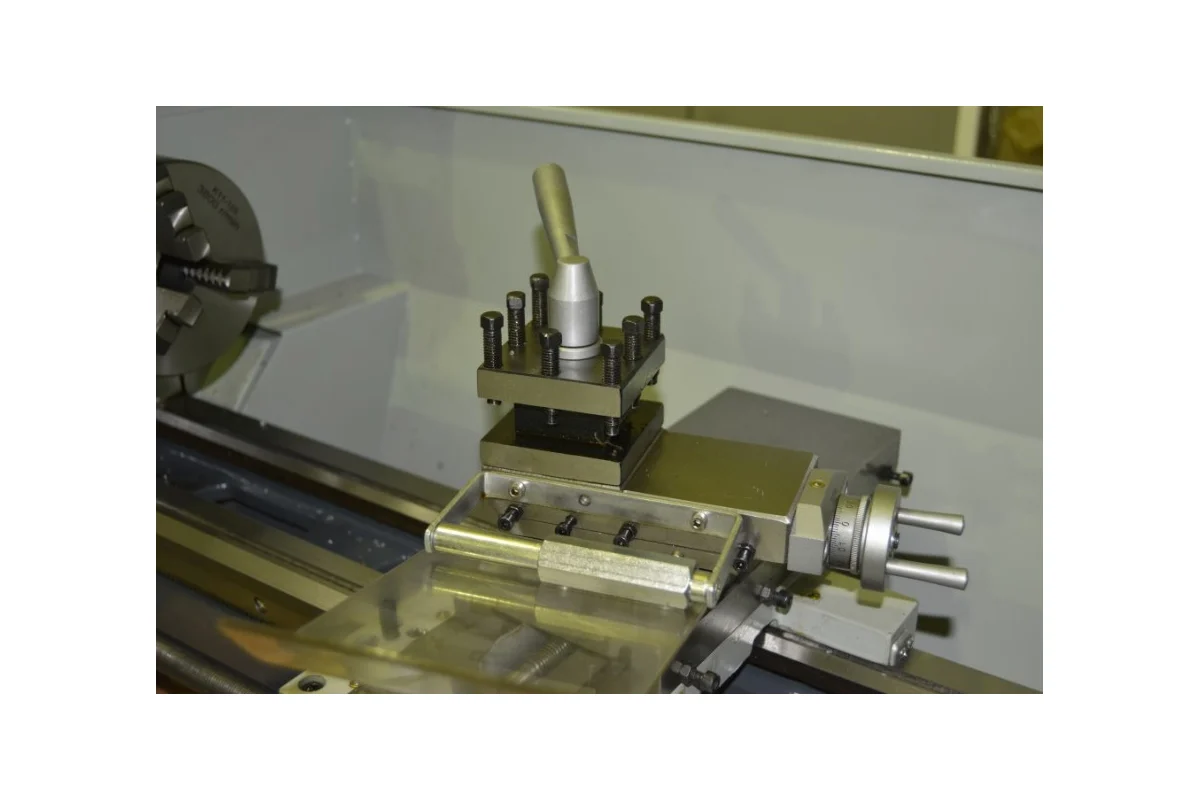 Настольный токарный станок METALMASTER MML 250x550 V
