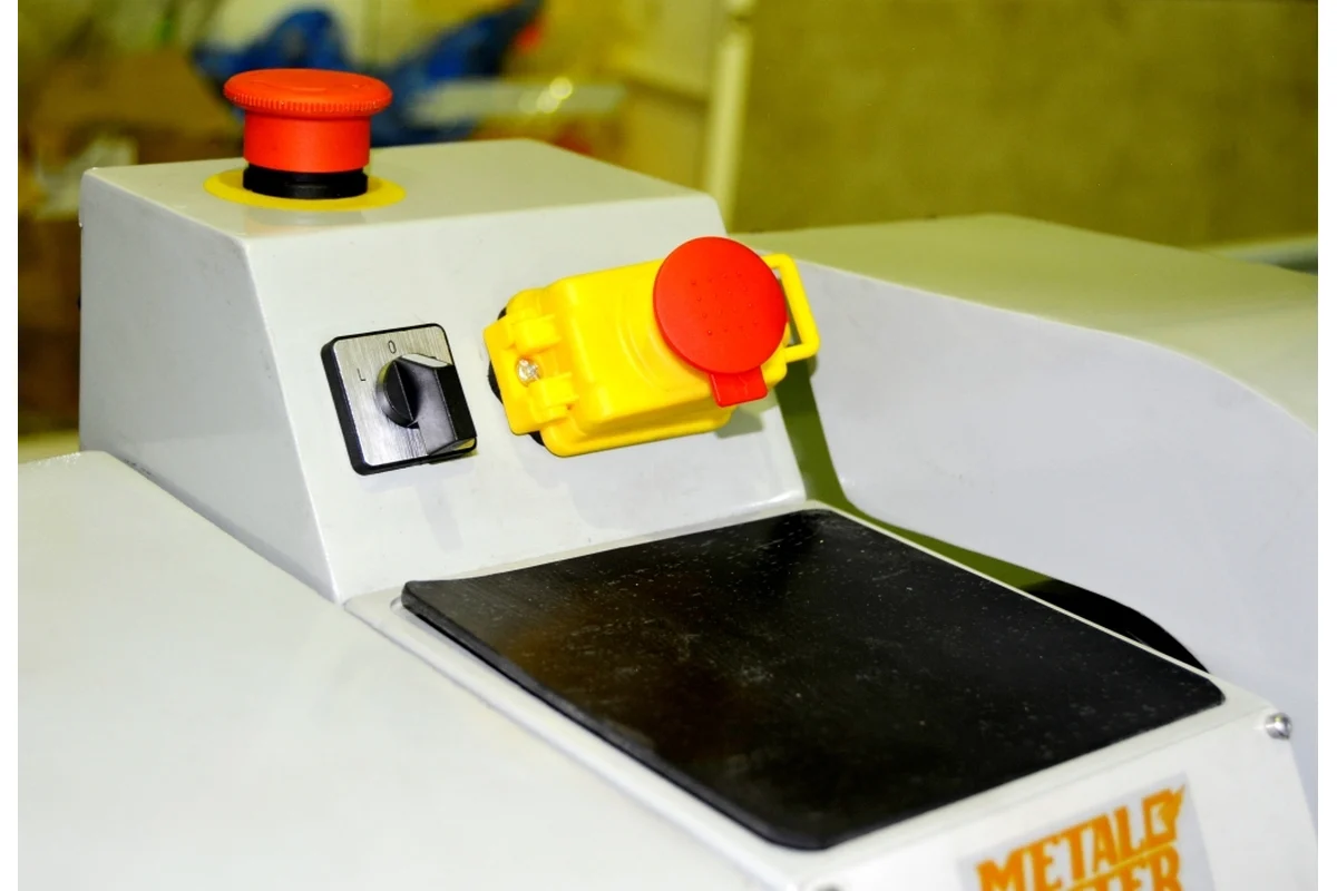 Токарный станок Metalmaster MML 2550 V 17033