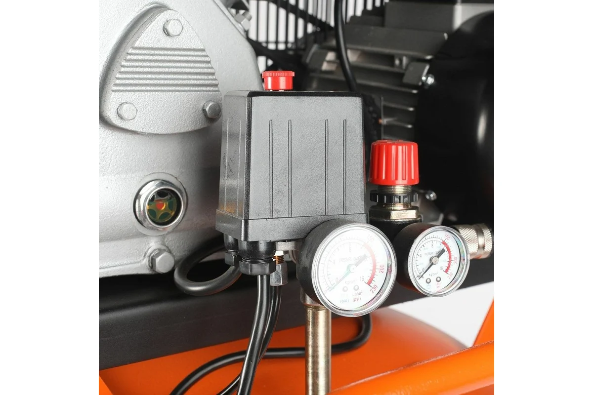 Компрессор Patriot REMEZA СБ 4/С-100 LB 30 АВ вертикальный 520306330